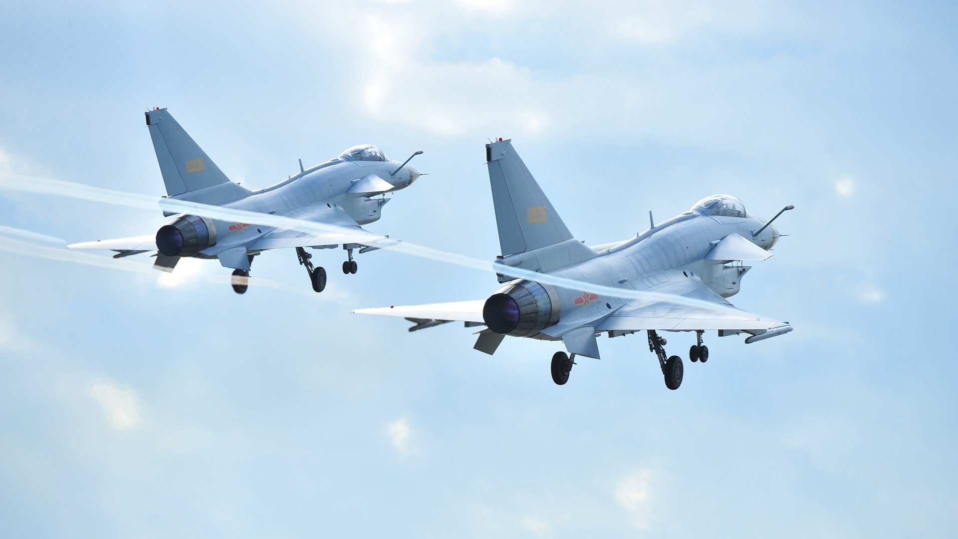 鹈鹕的摧毁者，当布克在重压之下凿穿深圳防线