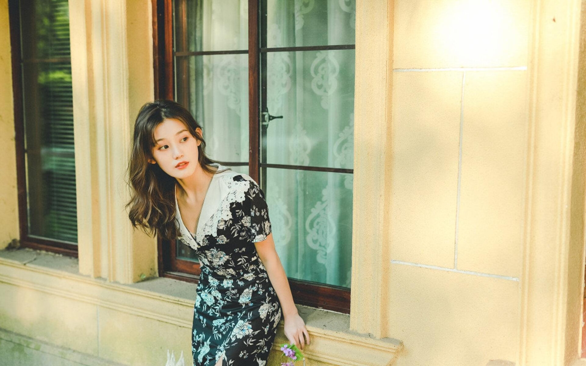 罗马完胜巴萨，斯通斯用坚韧教科书诠释防守艺术