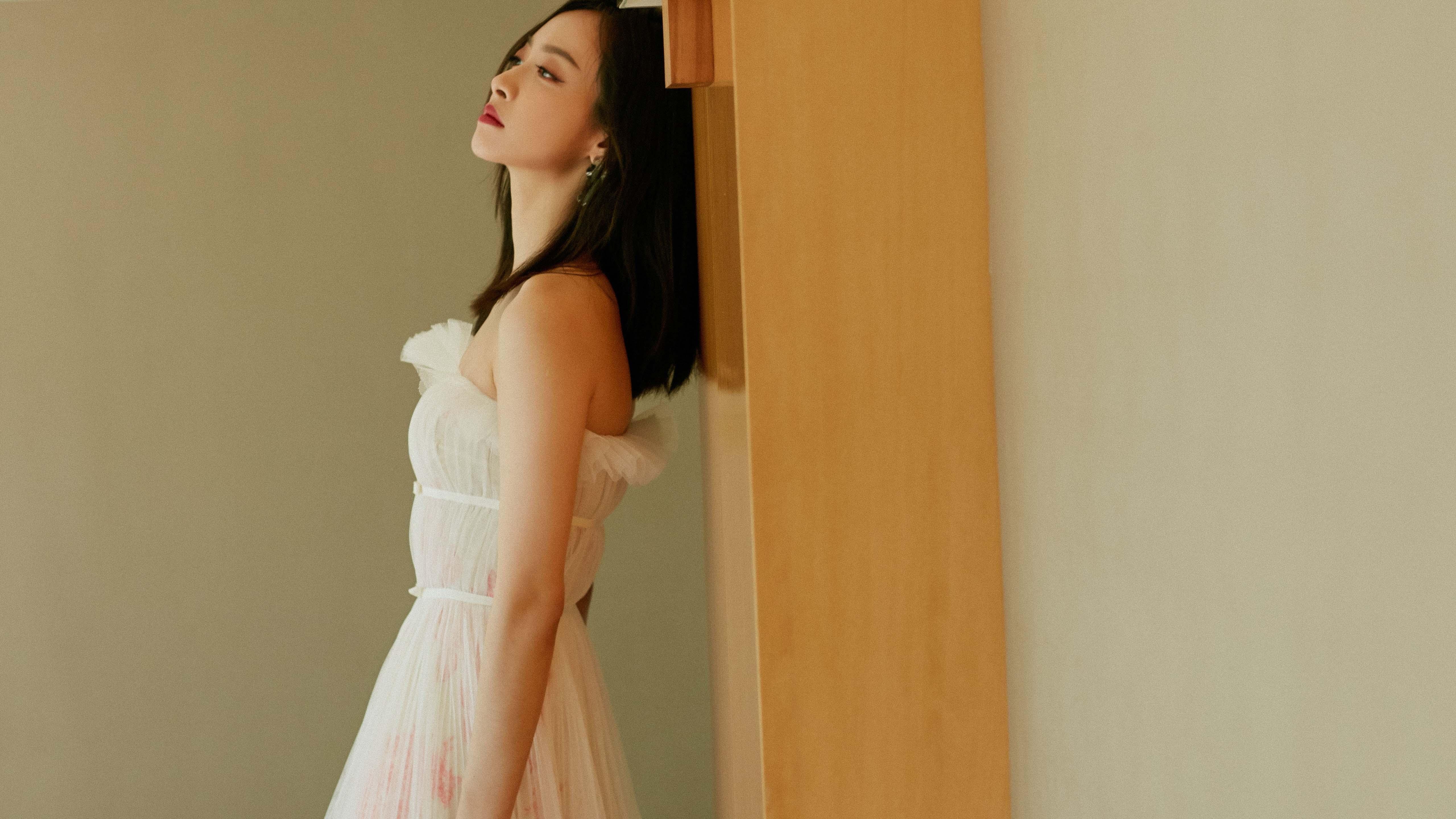 凯尔特人一波流席卷太阳，恩比德稳定输出诠释巨星本色