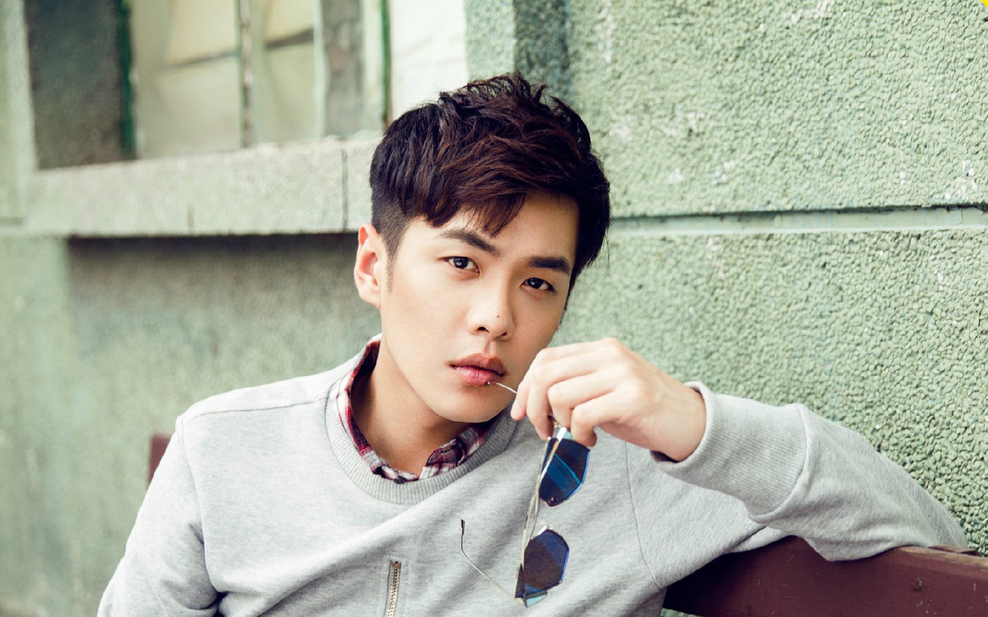 孤星与神锋，体育史诗中那些照亮黑暗的接管时刻