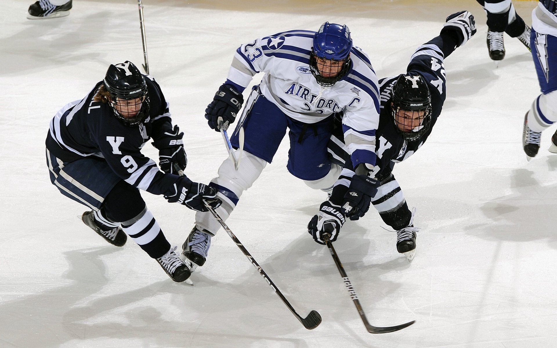 压哨之刃，巴萨绝杀背后，西甲权杖的暗战与裂变